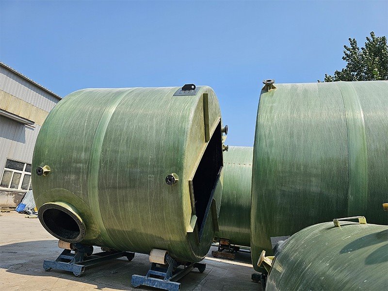 FRP Chemical Processing Tank FRP Chemical Processing Tank